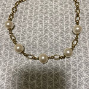 Jewelry - Vintage Pearl & Gold Necklace Jewelry - Vintage Pearl & Gold Necklace